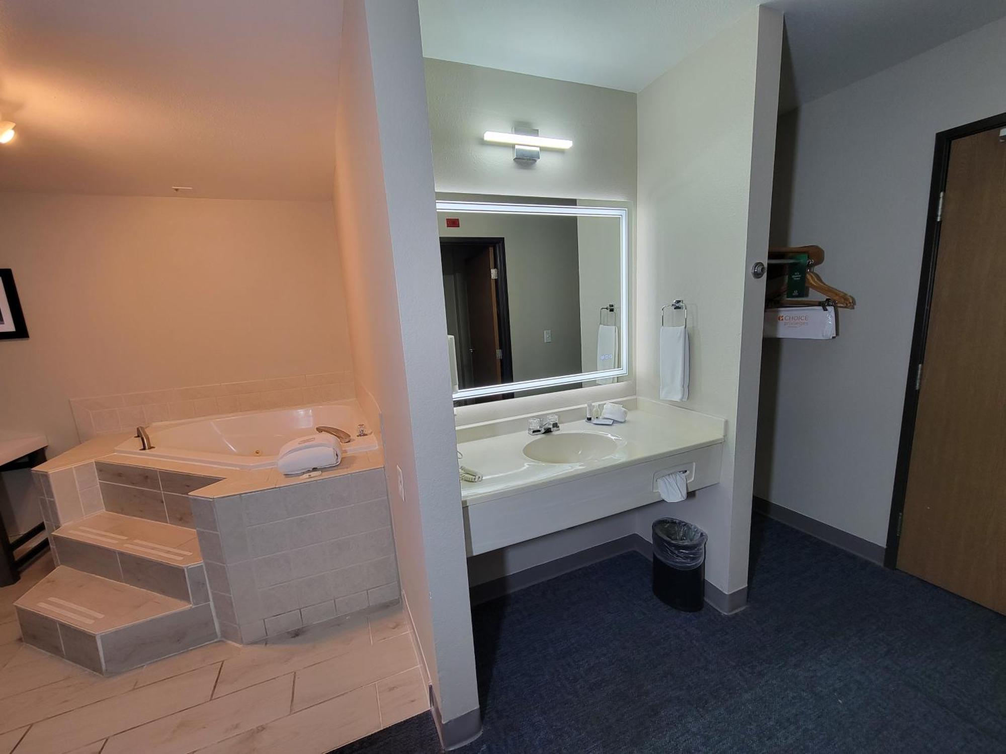 Quality Inn פורט אורצ'רד מראה חיצוני תמונה