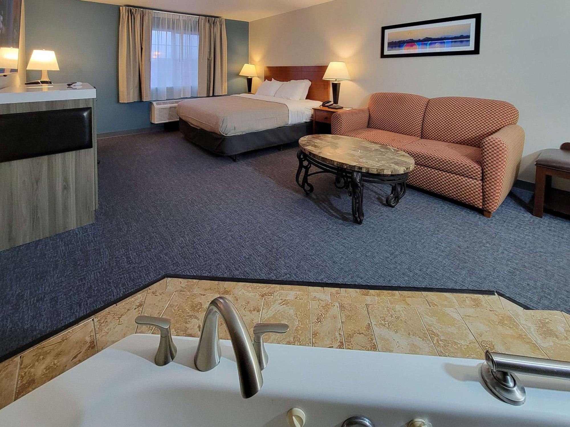 Quality Inn פורט אורצ'רד מראה חיצוני תמונה